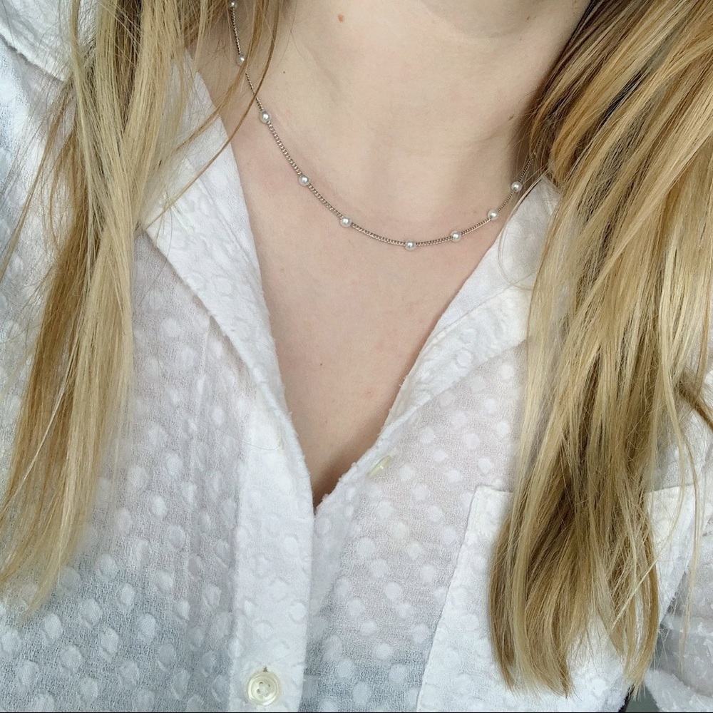 Pearl & Silver Short Necklace - Picture 2 of 2